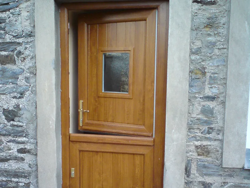Stable Doors — Gallery Earlsfield